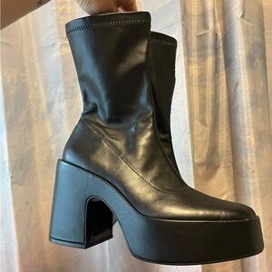Zara platform boot